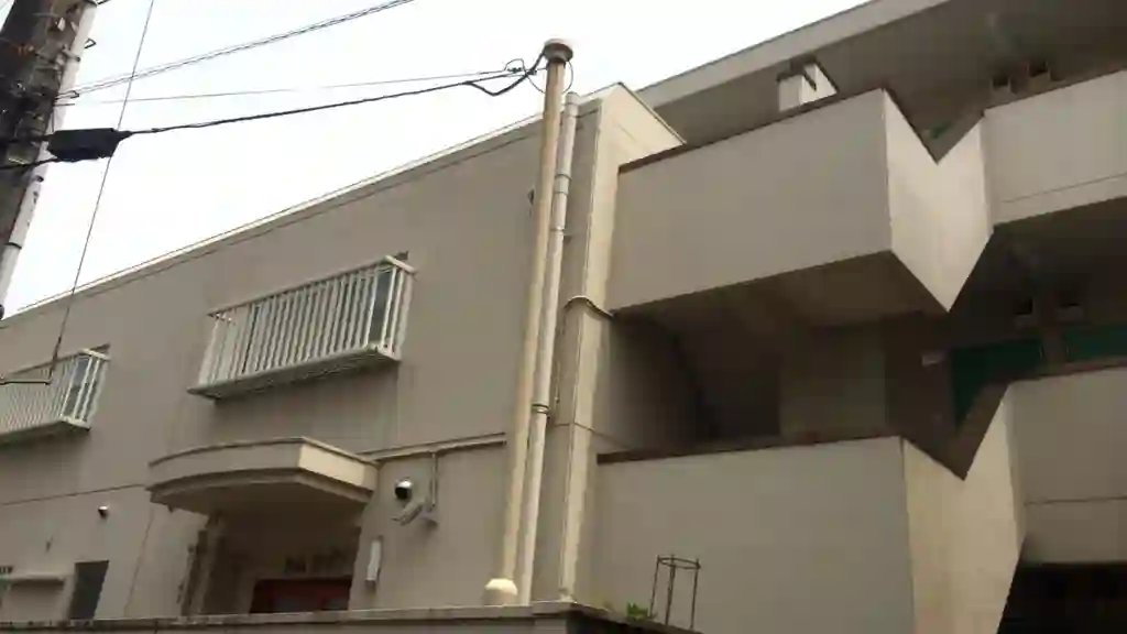 トムメゾン 外観